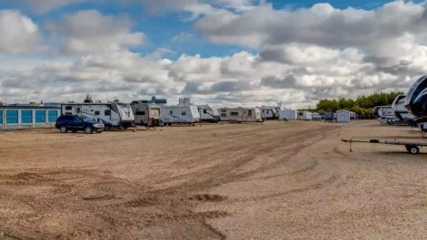 Rv & boat Storage