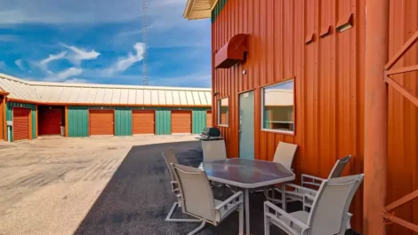 medicine hat storage