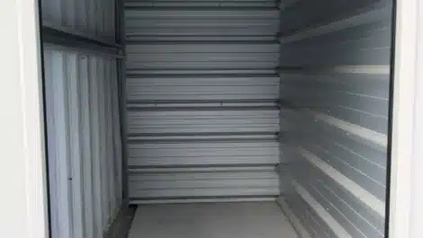 Cornwall Unit interior