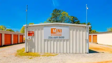 Mini Mall Storage in Courtland, Alabama