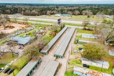 Aerial view of Mini Mall Storage in Splendora