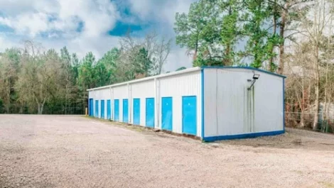Self storage units at Mini Mall Storage