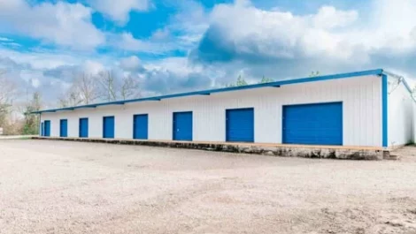 Mini Mall Storage facility in Cleveland