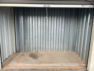 medium sized self storage unt