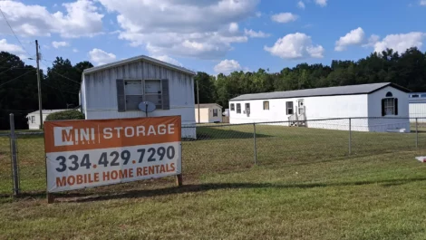 mobile home rentals at self storage facility