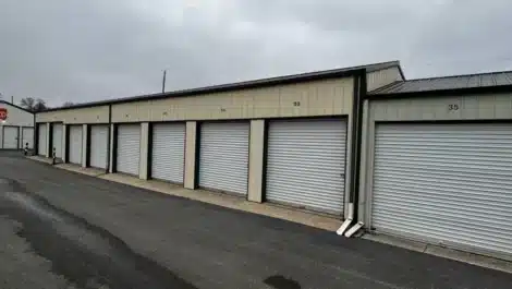 Cedar Lake Unit Exterior