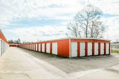 drive up self storage units in Buna