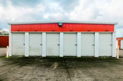 small self storage units at Mini Mall Storage in LIvingston