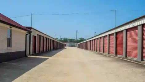 drive up storage