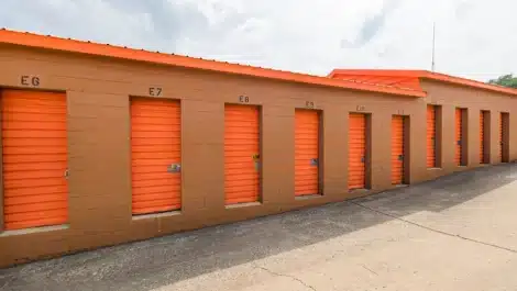 Jackson St unit exterior