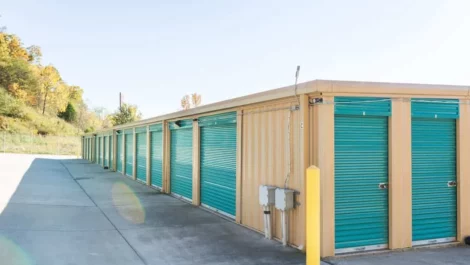 drive up storage units