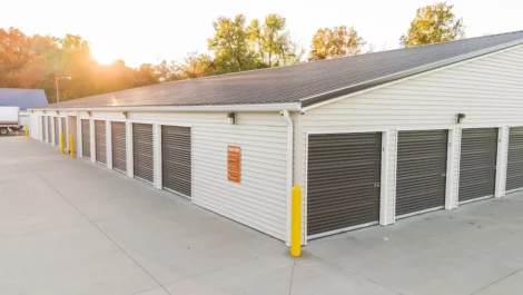 drive up storage units