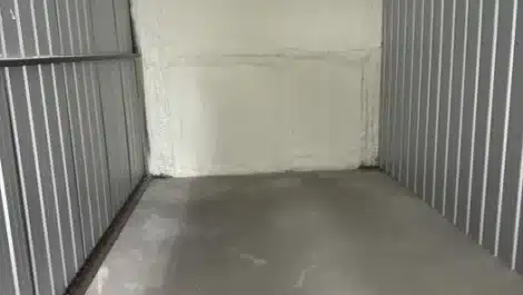 large sized self storage unit