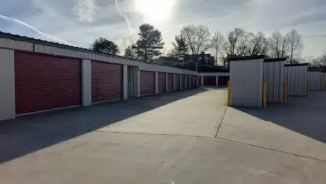 medium sized self storage units